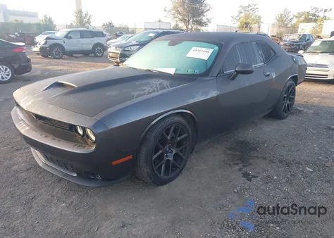 2017 Dodge Challenger T/A из США, поврежденный, VIN 2C3CDZBT2HH639831
